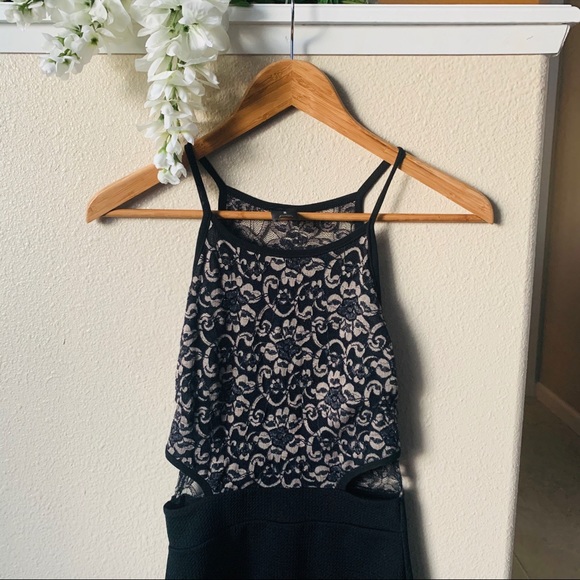 Free Black Lace cut-out dress in medium FREE - Picture 4 of 6